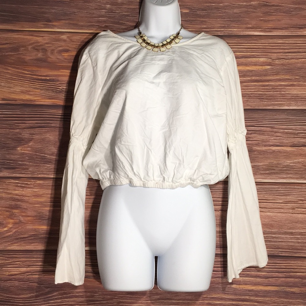 Ruffle crop top large white